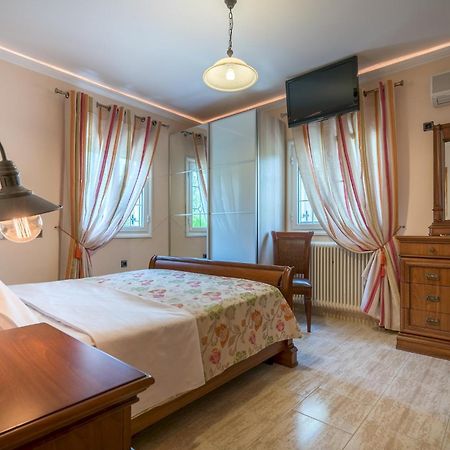 Eleonas Villa Fiolitis Luaran gambar