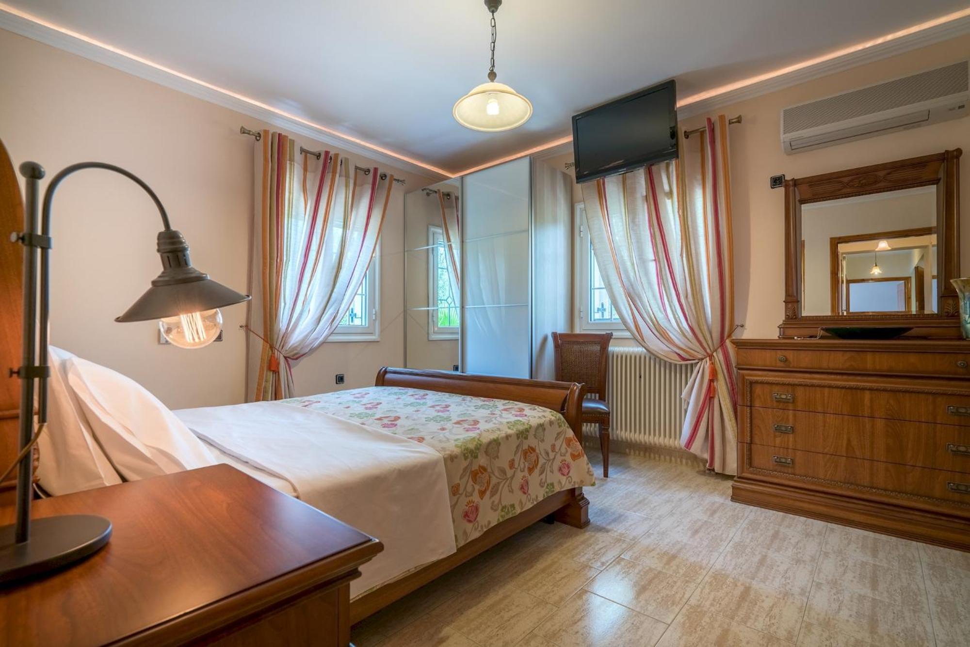 Eleonas Villa Fiolitis Luaran gambar